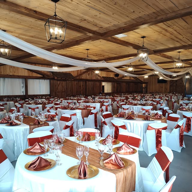 Special occasion table setting